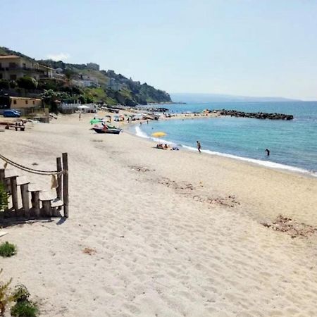 Casa Di Giorgio-Fronte Spiaggia Pizzo  Extérieur photo